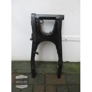 Kawasaki GPZ500 achterbrug / achter brug vork / achtervork